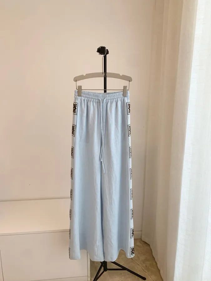 Linen Long Pants in Light Blue, product view 02