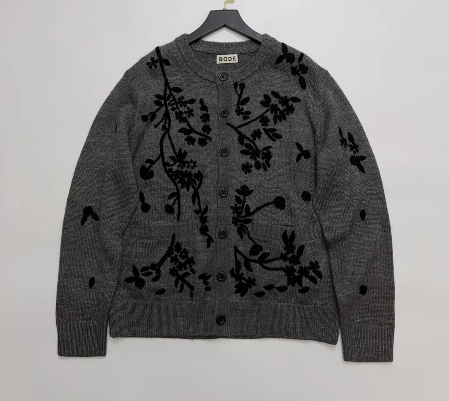 Niche Dark Floral Nostalgic Embroidered Button Cardigan Sweater in Gray and Black, product view 01
