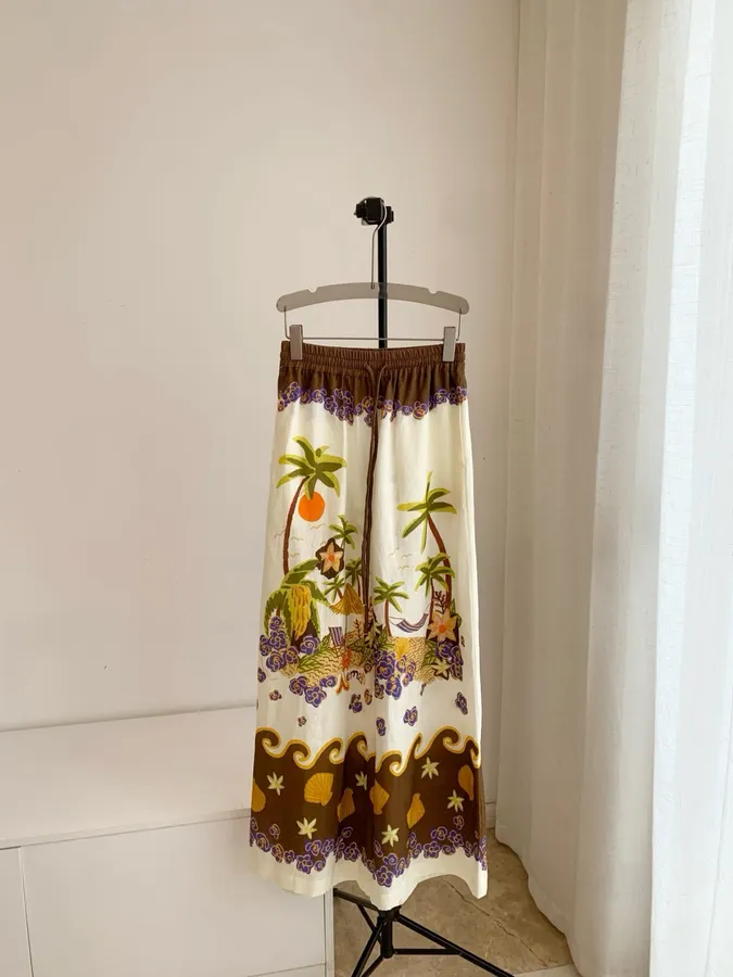 Printed Elastic-Waist Casual Pants | Retro Resort-Style Wide-Leg Trousers in Off-White Multicolor, product view 02