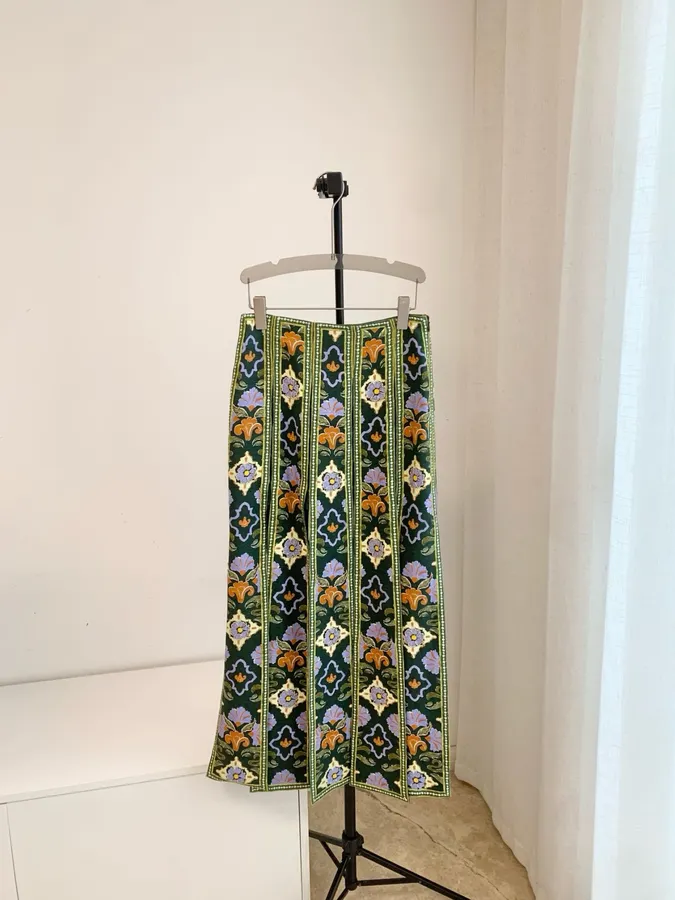 Black Multicolour Floral Print Maxi Skirt in Black Multicolor, product view 01