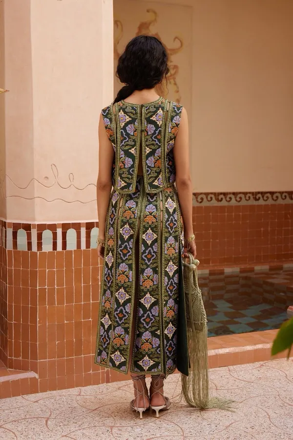 Black Multicolour Floral Print Maxi Skirt in Black Multicolor, product view 16