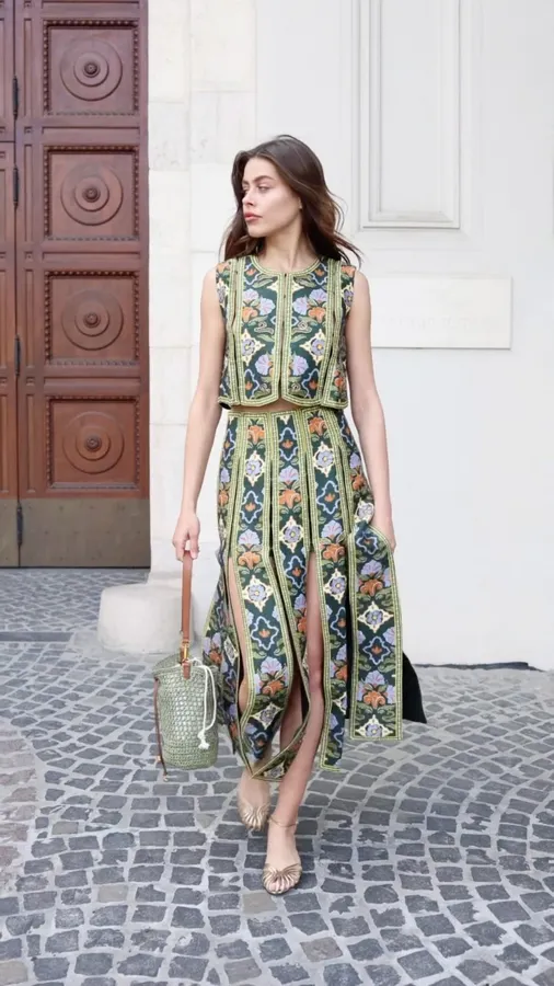 Black Multicolour Floral Print Maxi Skirt in Black Multicolor, product view 18