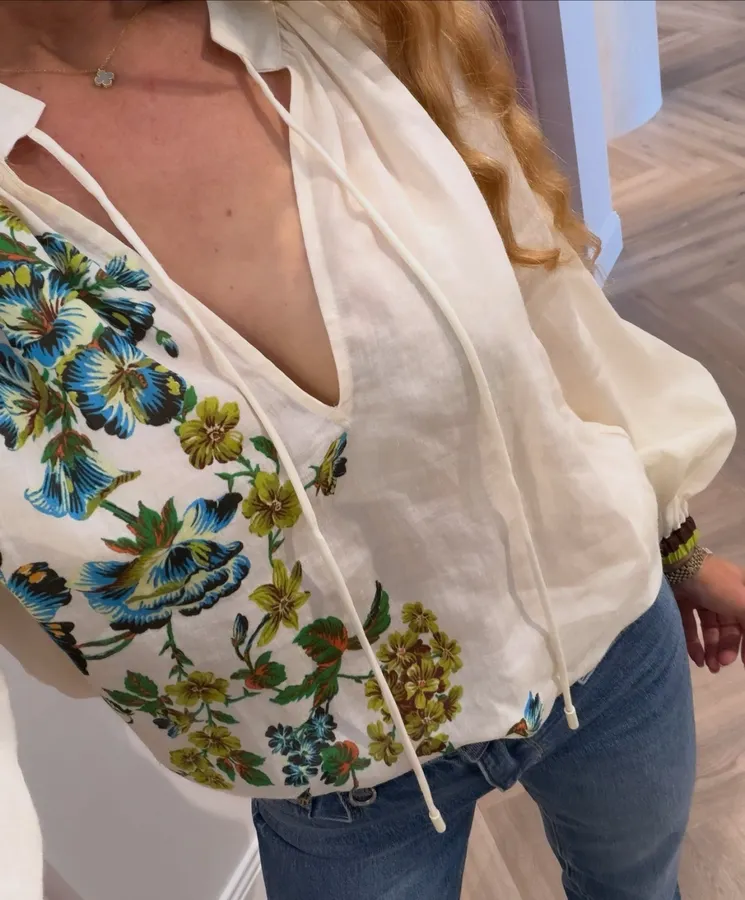 Floral V-Neck Shirt | Lightweight Plant Print Loose Long-Sleeve Blouse in Off-White, product view 14