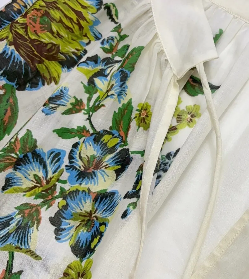Floral V-Neck Shirt | Lightweight Plant Print Loose Long-Sleeve Blouse in Off-White, product view 18