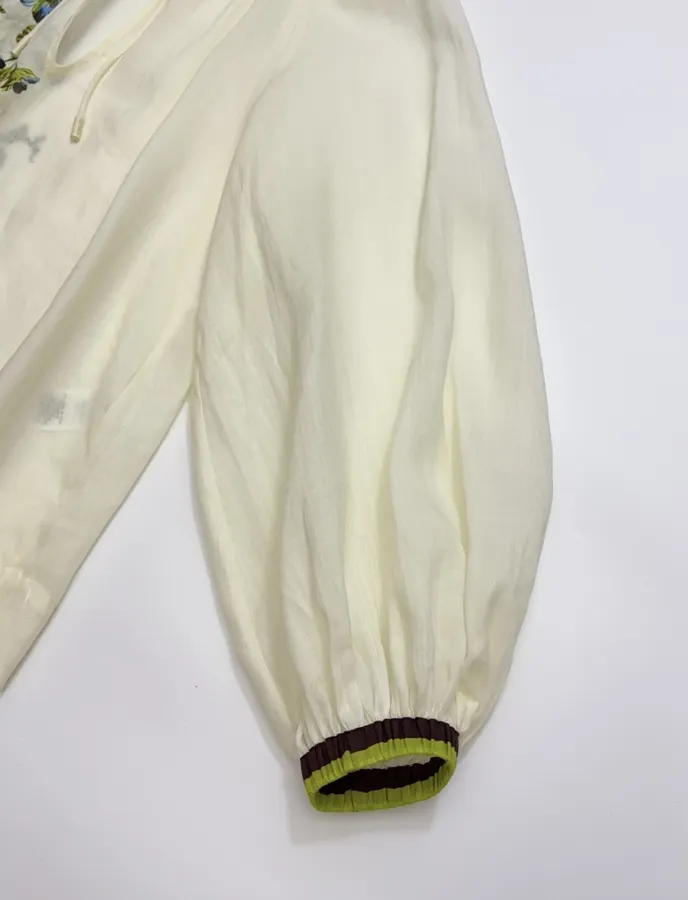 Floral V-Neck Shirt | Lightweight Plant Print Loose Long-Sleeve Blouse in Off-White, product view 19