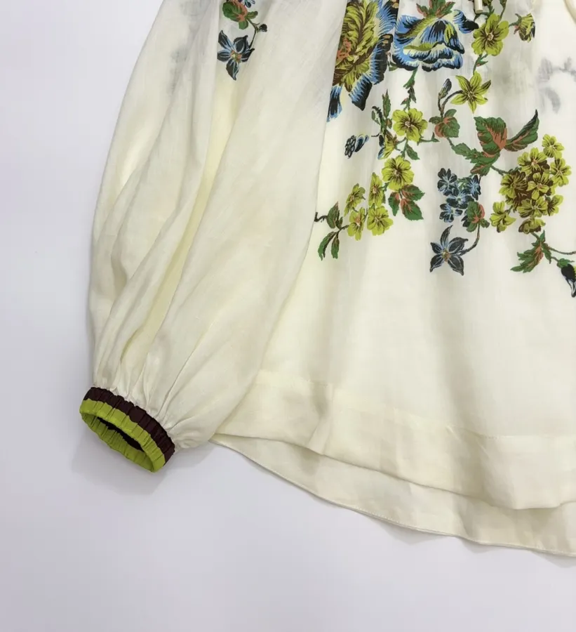 Floral V-Neck Shirt | Lightweight Plant Print Loose Long-Sleeve Blouse in Off-White, product view 21
