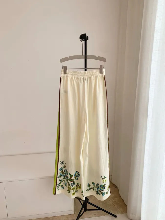 Printed Off-White Wide-Leg Pants | Elastic Waist Retro Resort Casual Long Pants in Ivory, product view 03
