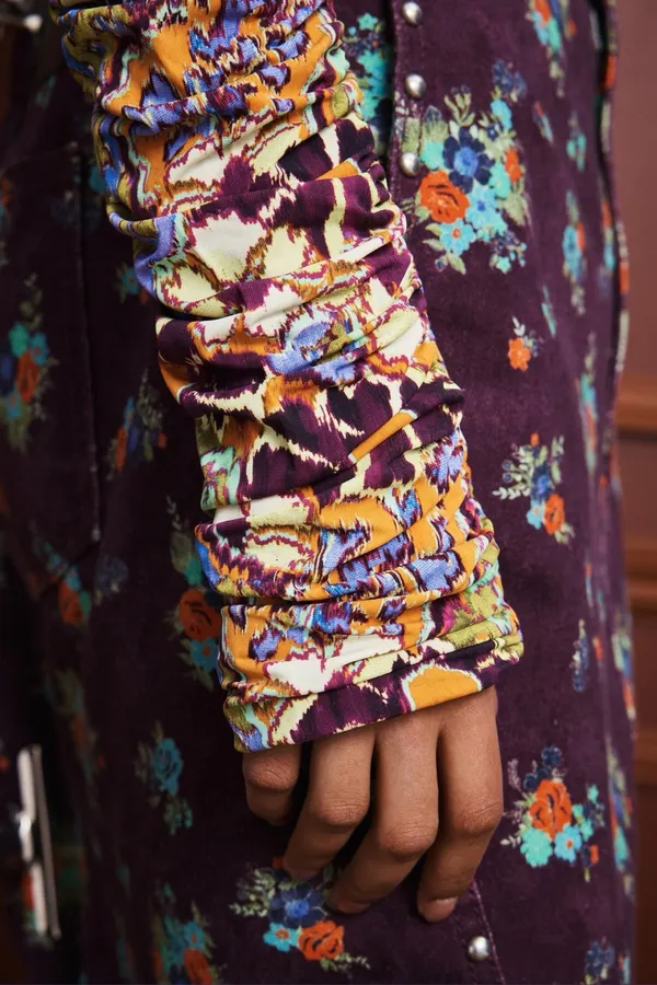 Paisley Mock-Neck Ruched Fitted Top in Purple, product view 07