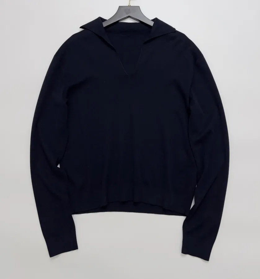 Classic Collar Long-Sleeve Real Silk Cotton Thin Knit V-Neck Long-Sleeve Top in Navy, product view 01