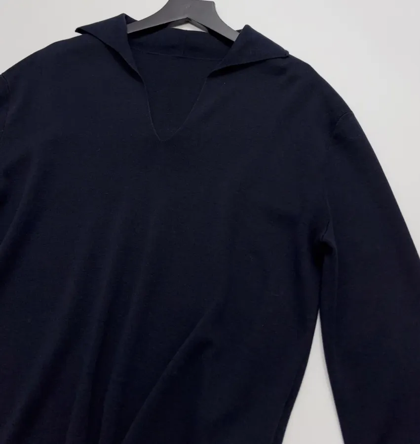 Classic Collar Long-Sleeve Real Silk Cotton Thin Knit V-Neck Long-Sleeve Top in Navy, product view 02