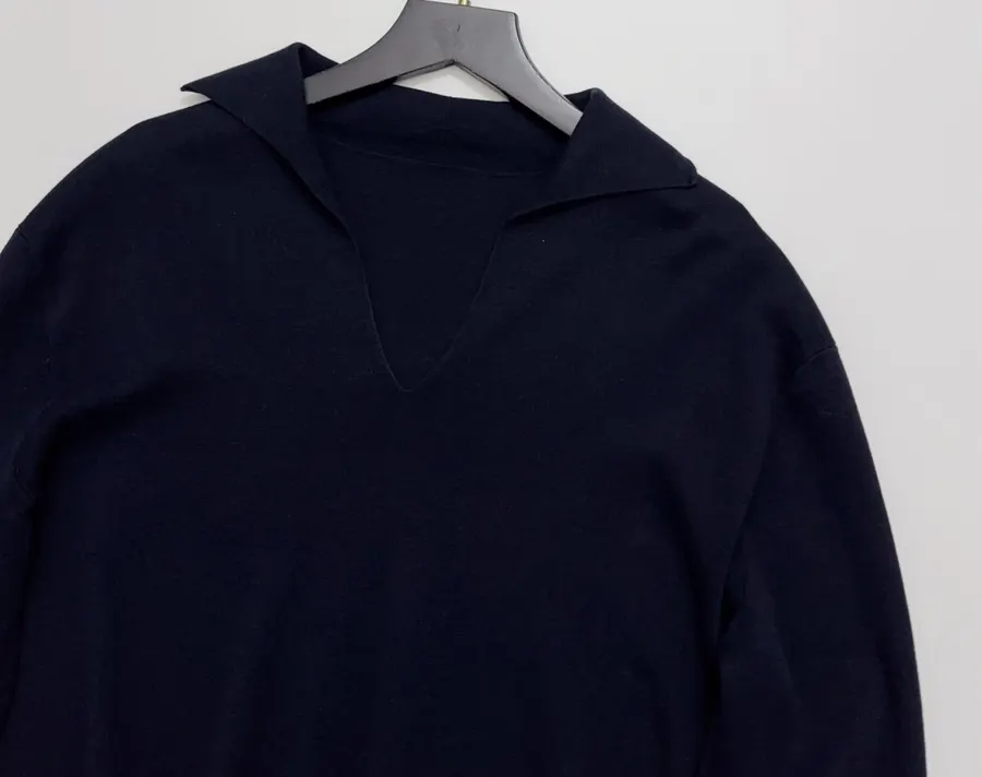 Classic Collar Long-Sleeve Real Silk Cotton Thin Knit V-Neck Long-Sleeve Top in Navy, product view 03