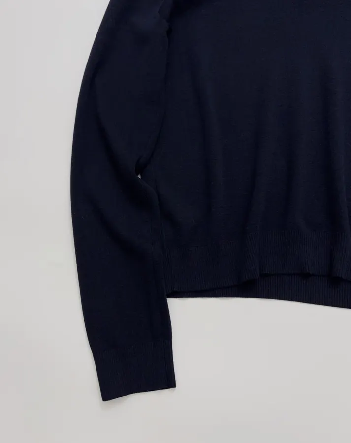 Classic Collar Long-Sleeve Real Silk Cotton Thin Knit V-Neck Long-Sleeve Top in Navy, product view 08