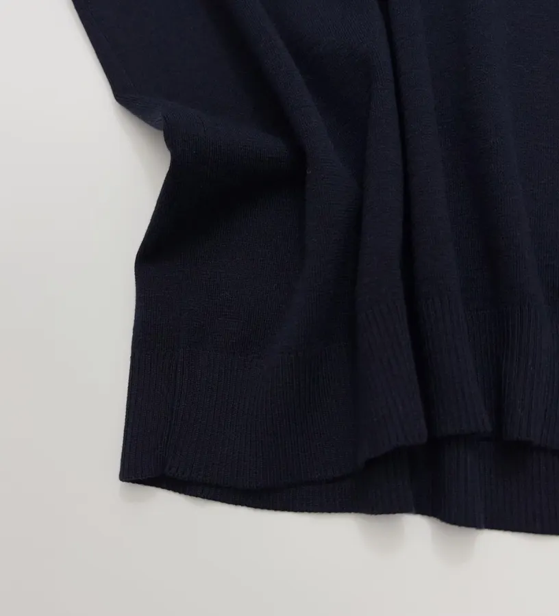 Classic Collar Long-Sleeve Real Silk Cotton Thin Knit V-Neck Long-Sleeve Top in Navy, product view 09