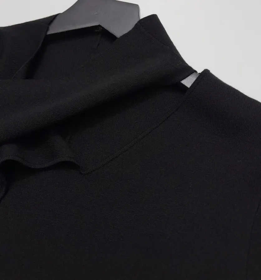 Black Irregular Design Double-C Logo Knitted Sweater in Black, product view 04