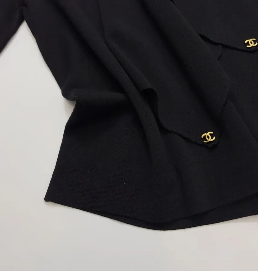 Black Irregular Design Double-C Logo Knitted Sweater in Black, product view 11