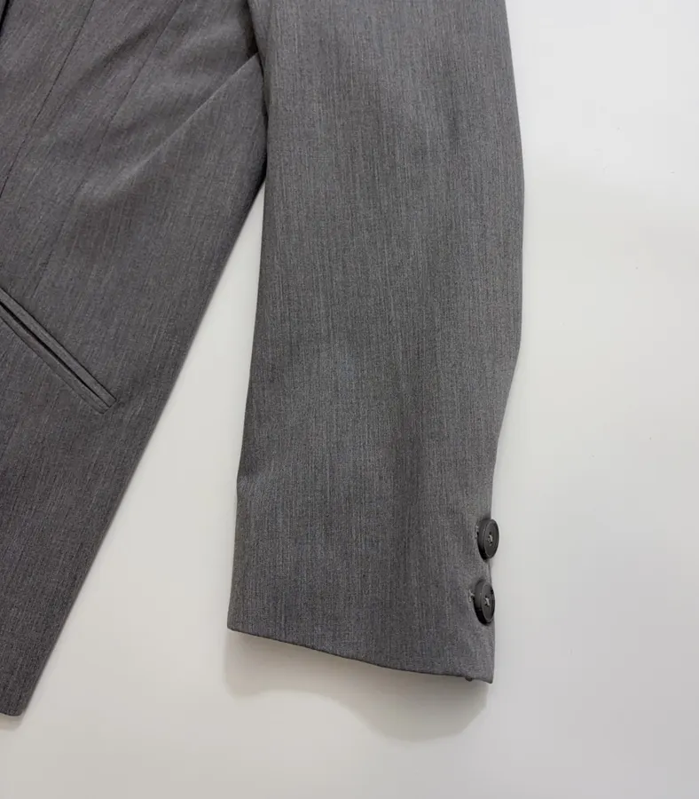 Classic Double-Breasted Silhouette Light Gray Thin Padded Shoulder Suit Jacket in Gray, product view 05