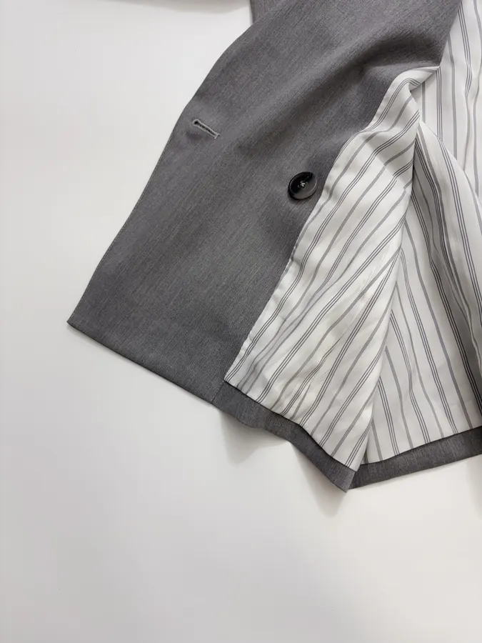 Classic Double-Breasted Silhouette Light Gray Thin Padded Shoulder Suit Jacket in Gray, product view 12