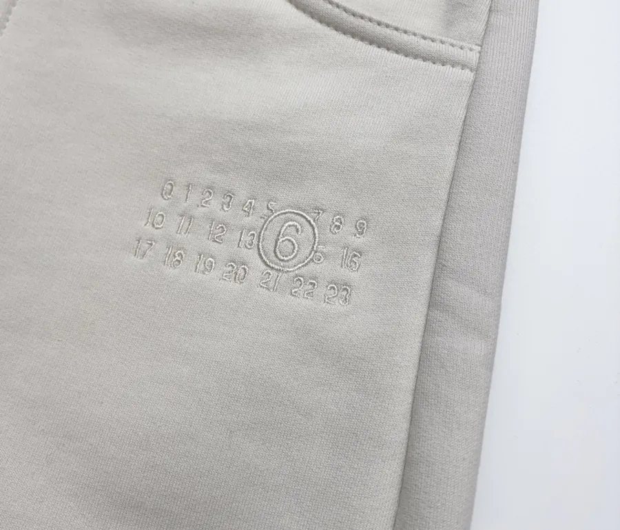 Embroidered Ivory High-Waist Wide-Leg Trousers in 奶白, product view 05