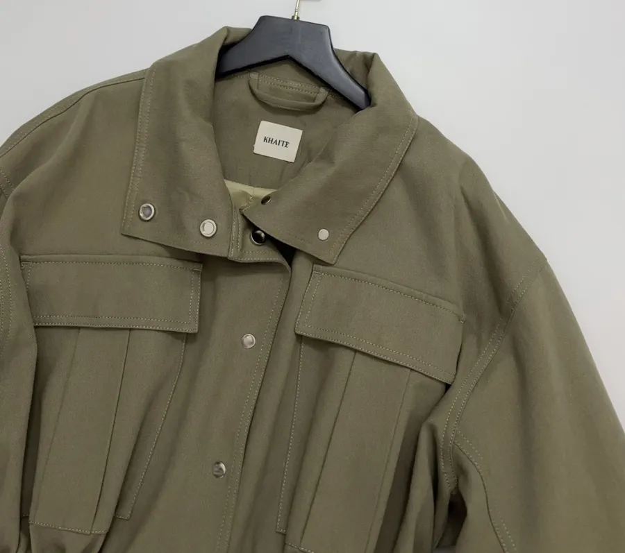Waist-Cinching Retro Workwear-Style Khaki Green Stand-Collar Coat Short Trench Coat in Khaki, product view 02