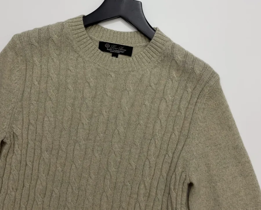 Round-Neck Knitted Short-Sleeve Top in Oatmeal, product view 02