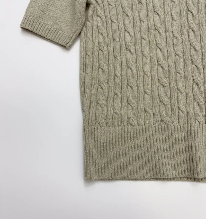 Round-Neck Knitted Short-Sleeve Top in Oatmeal, product view 06