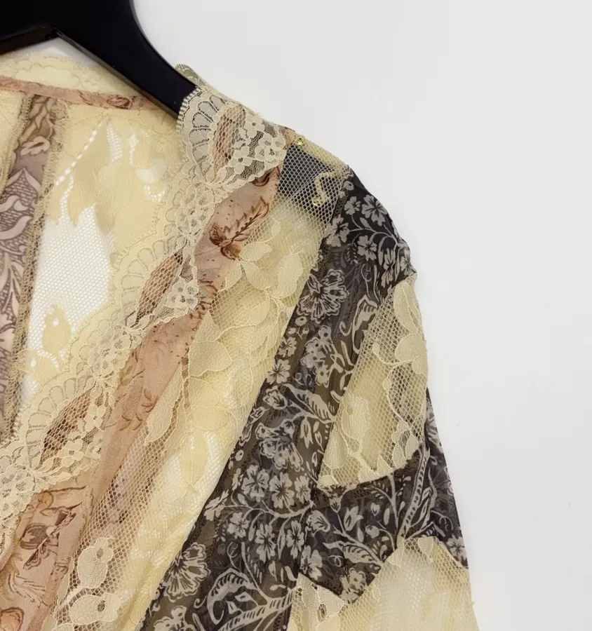 Lace Trumpet-Sleeve Bodycon Short Dress in Beige, product view 05