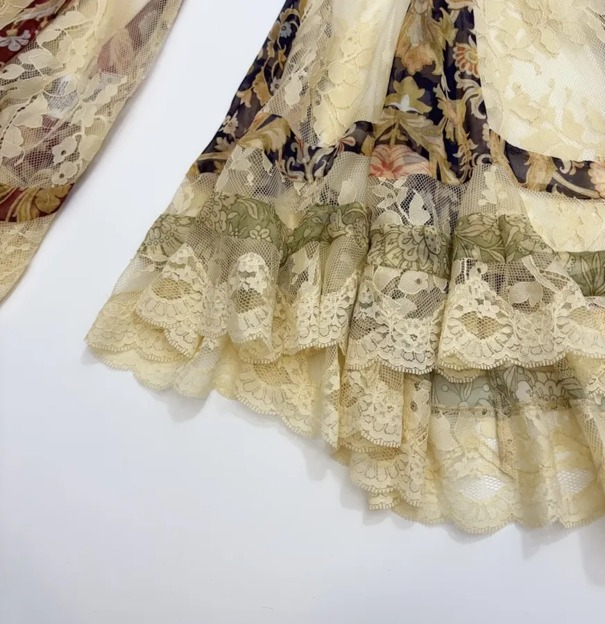 Lace Trumpet-Sleeve Bodycon Short Dress in Beige, product view 09