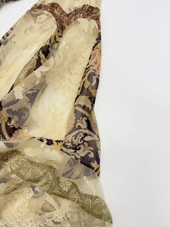 Lace Trumpet-Sleeve Bodycon Short Dress in Beige, product view 10