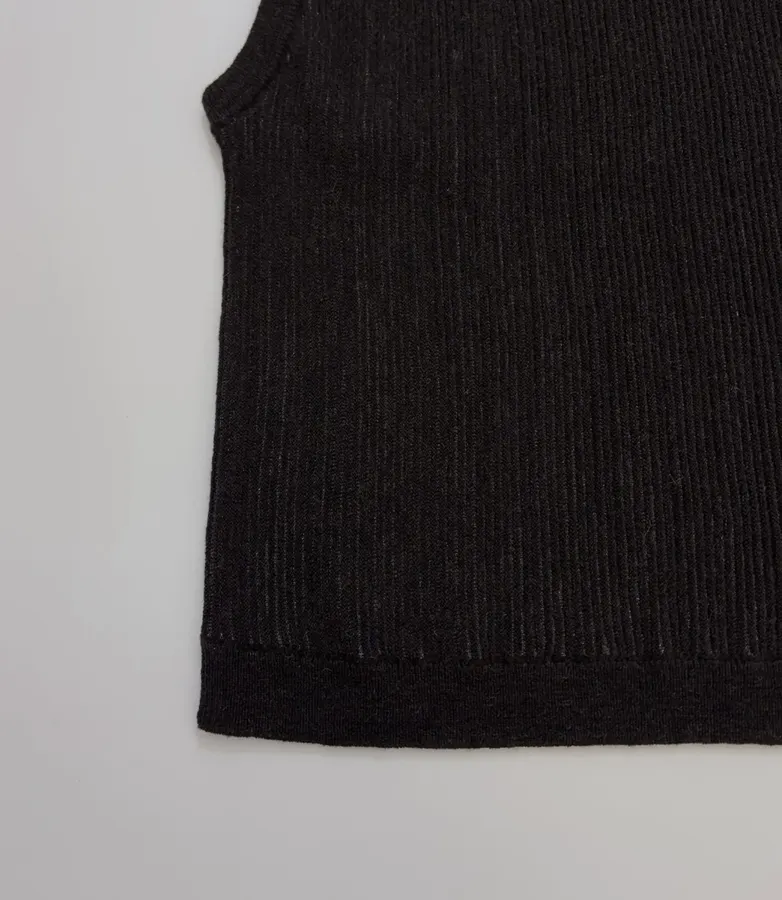 Round-Neck Sleeveless Knit Vest, Slim-Fit Top in Black, product view 07