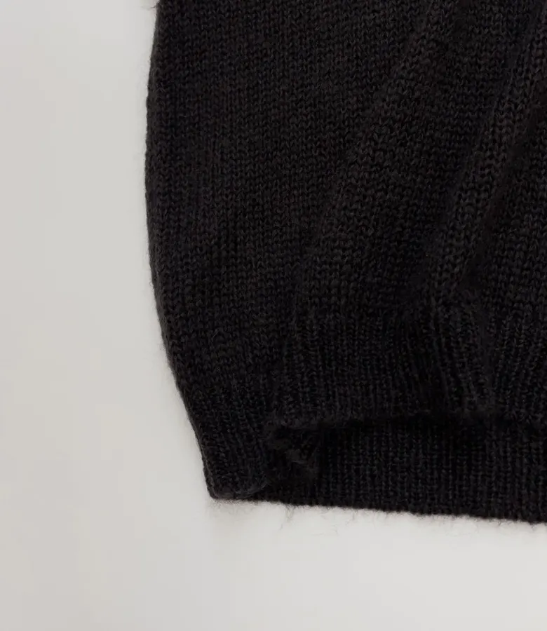 Mohair Vest in Black, product view 04
