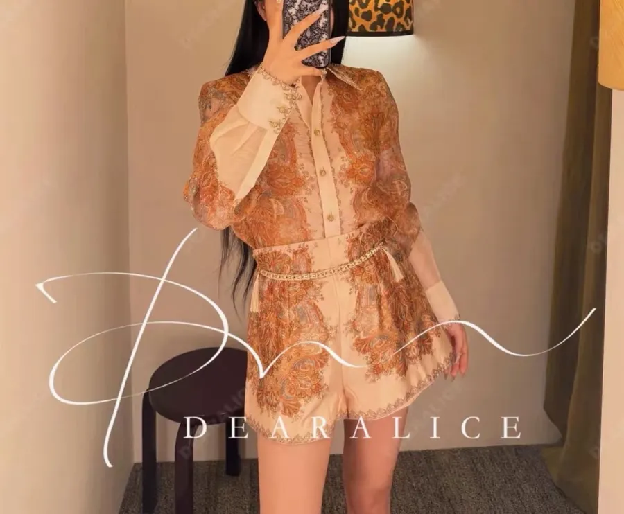 Retro Printed Top in Beige, product view 21
