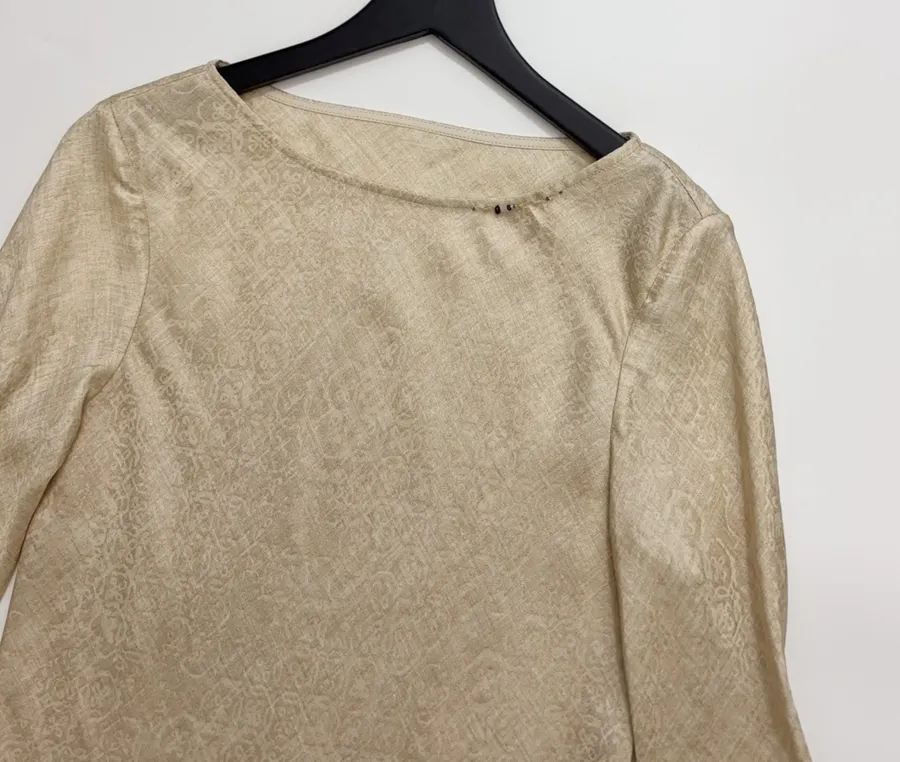 Retro-style Merino Wool Blend Jacquard Slim-fit One-shoulder Round-neck Long-sleeve Shirt in Oatmeal, product view 02