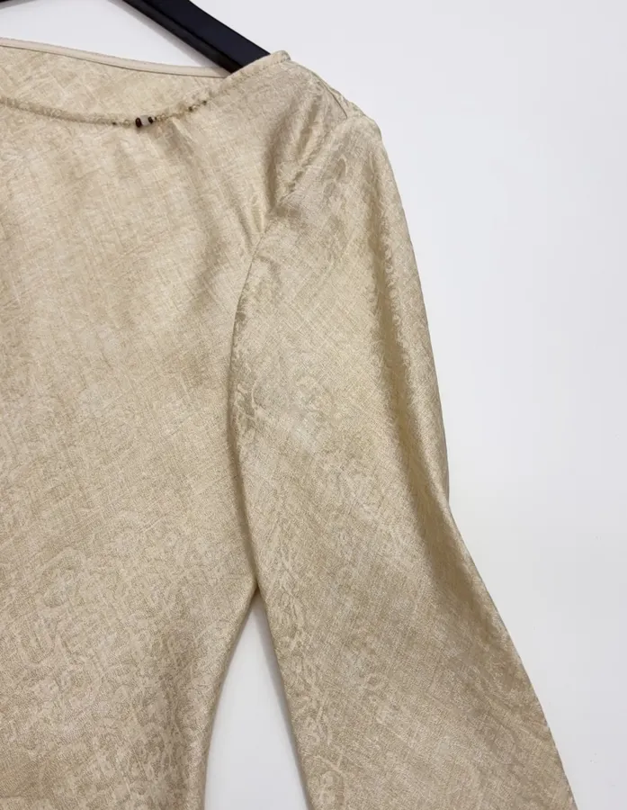 Retro-style Merino Wool Blend Jacquard Slim-fit One-shoulder Round-neck Long-sleeve Shirt in Oatmeal, product view 05