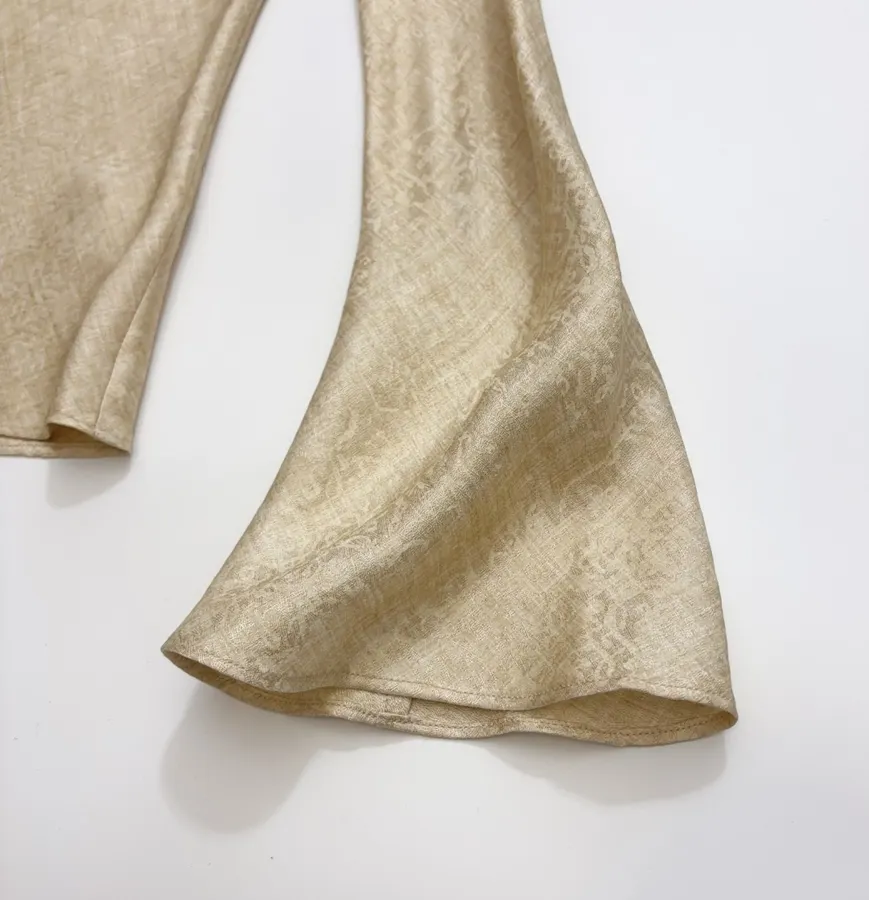 Retro-style Merino Wool Blend Jacquard Slim-fit One-shoulder Round-neck Long-sleeve Shirt in Oatmeal, product view 07
