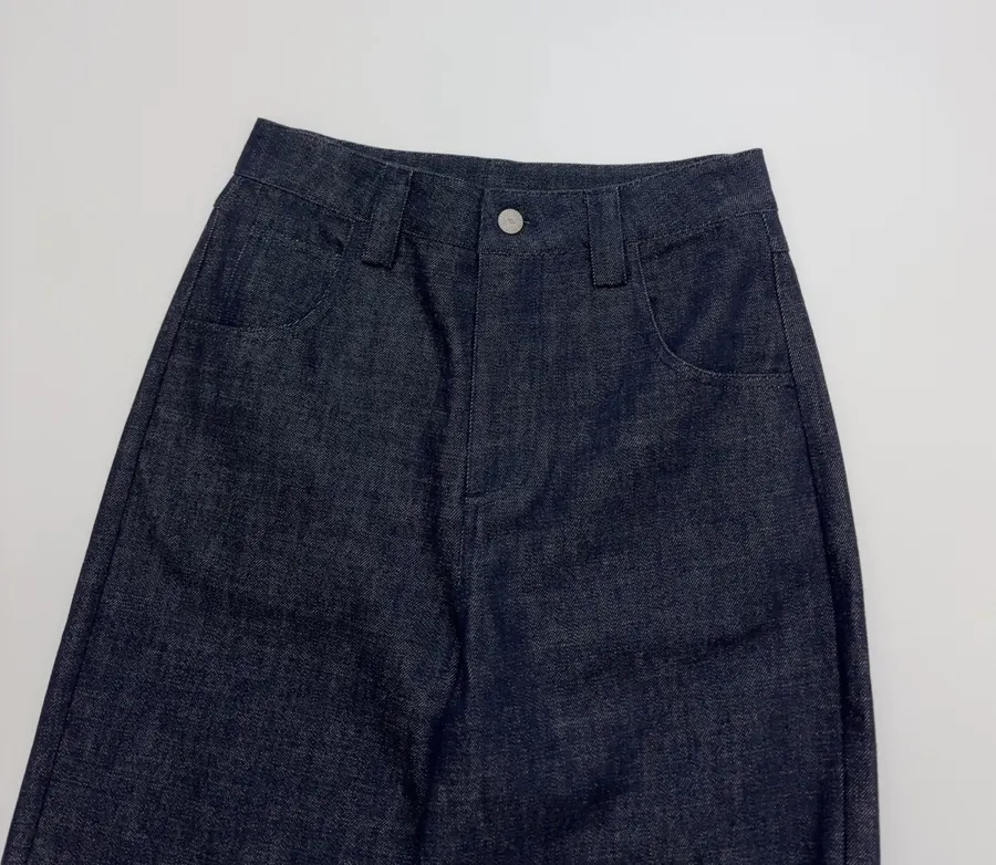 Retro Lace Trimmed Wide Straight-Leg Dark Blue Jeans in Navy, product view 03