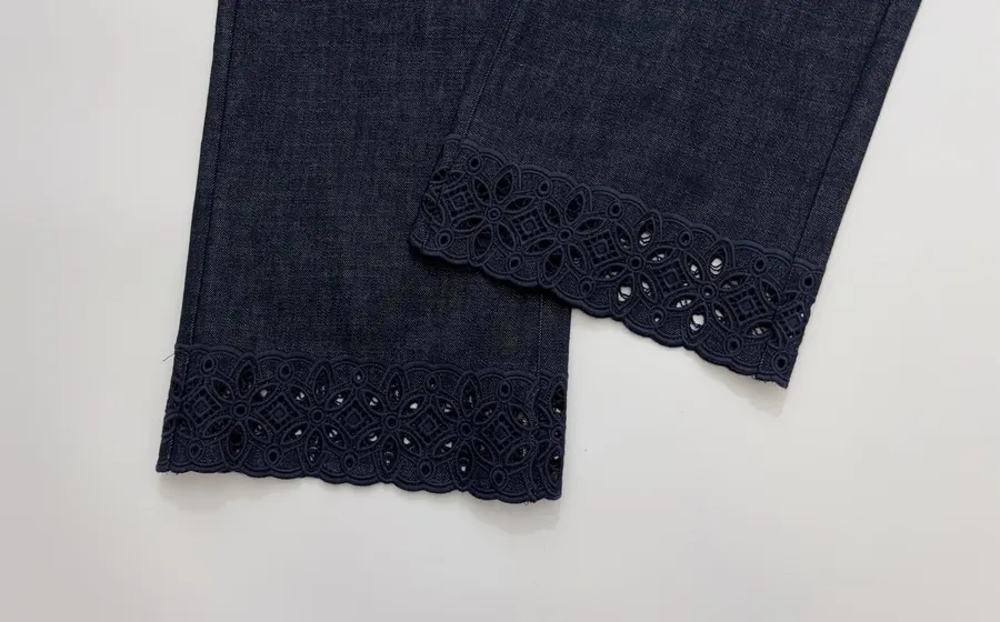 Retro Lace Trimmed Wide Straight-Leg Dark Blue Jeans in Navy, product view 09