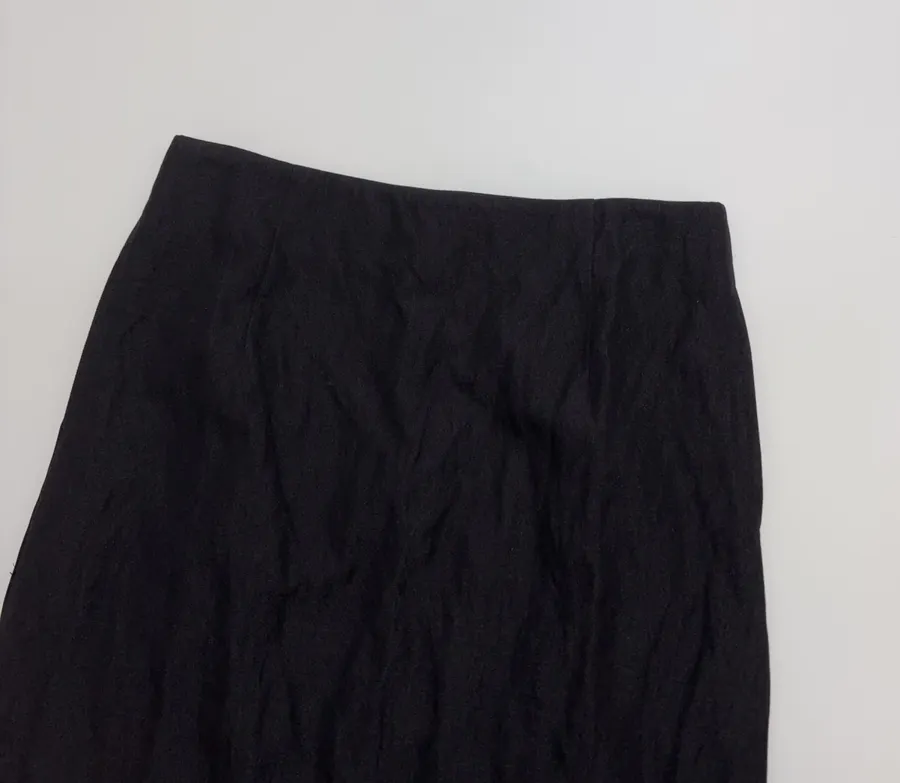Black High-Waist Straight Midi Skirt in Black, product view 02