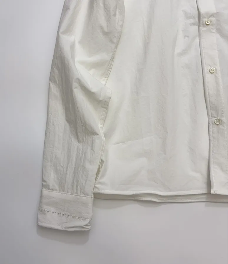 Loose Long-sleeve Shirt in White, product view 12