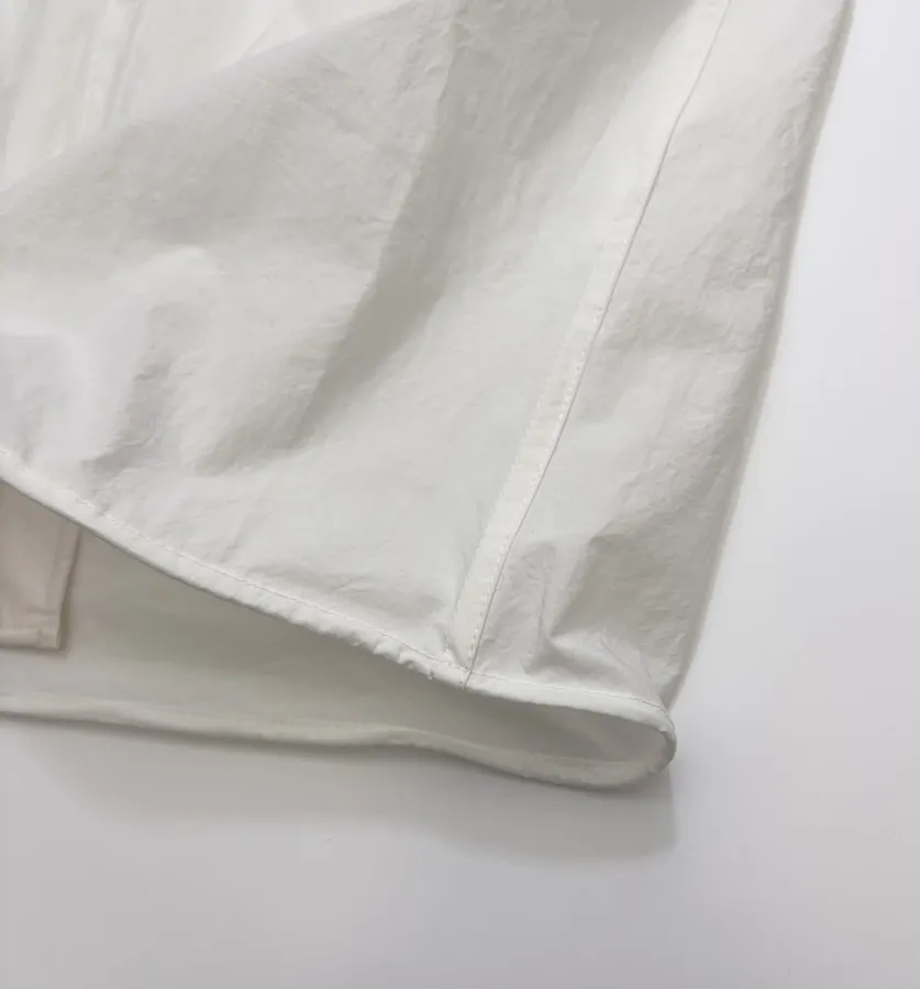 Loose Long-sleeve Shirt in White, product view 15
