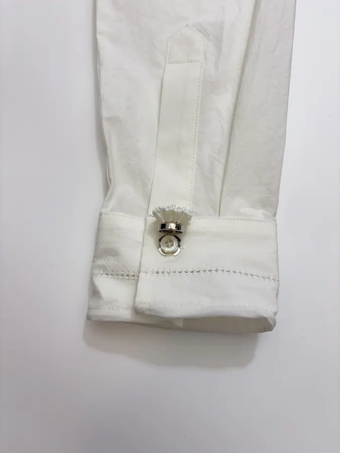 Loose Long-sleeve Shirt in White, product view 20
