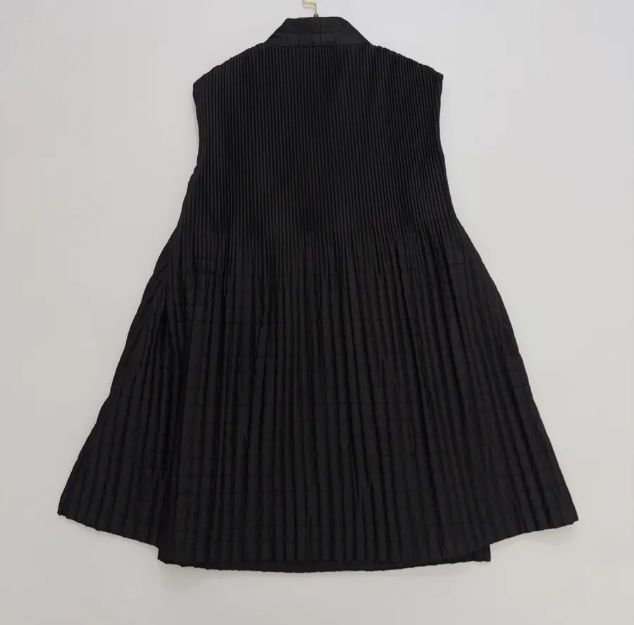 Plaid Side-Slit Overlapping Collar Tie-Style V-Neck Sleeveless Vest Jacket in Black, product view 14