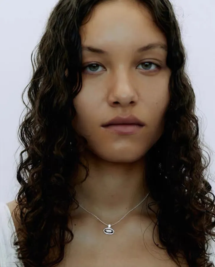 Minimal Metal Necklace in Gold and Silver, product view 07