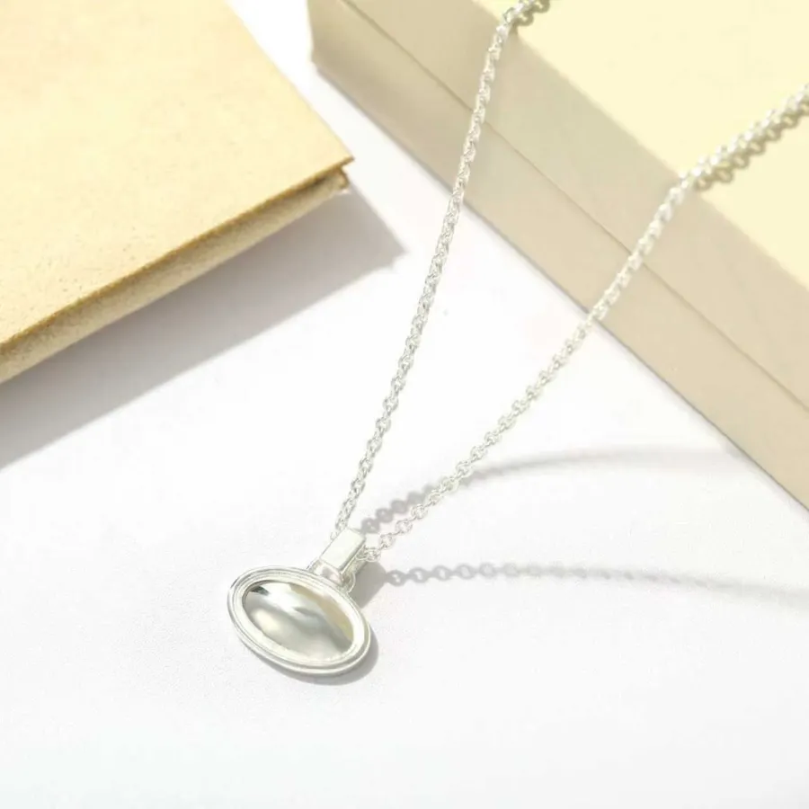Minimal Metal Necklace in Gold and Silver, product view 24