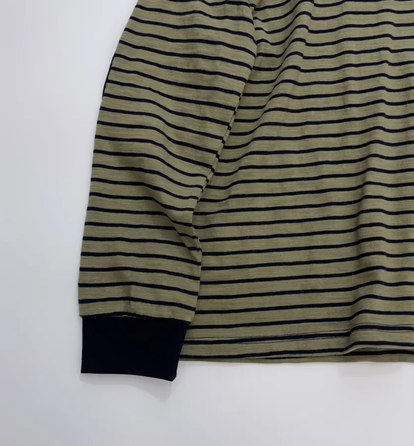 Japanese-style Letter-striped Crewneck Loose Long-sleeve T-shirt in Olive Green, product view 06