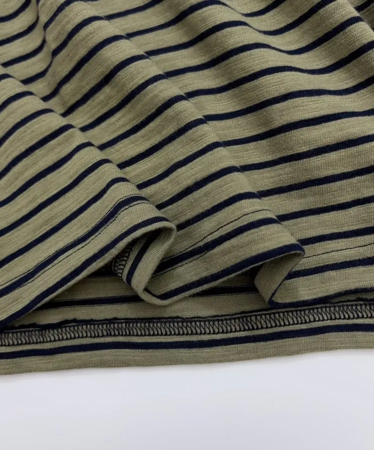 Japanese-style Letter-striped Crewneck Loose Long-sleeve T-shirt in Olive Green, product view 07