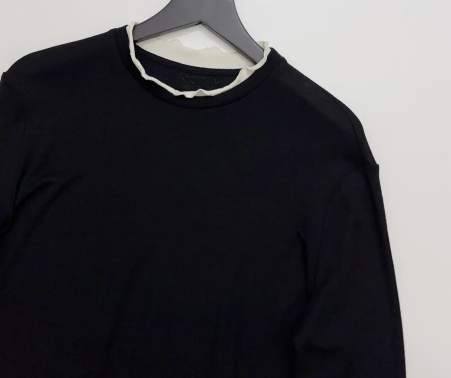 Beaded Double-Collar Wool Fitted Top in Black, product view 02