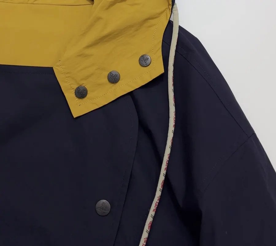Outerwear in Black, product view 08