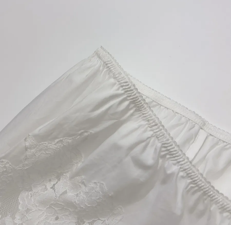 White Lace-Trim Pull-On Straight-Leg Trousers in White, product view 04