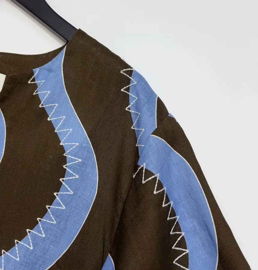 Retro Wave Embroidered Printed Loose-Fit Mid-Length Dress in Blue and Brown, product view 03