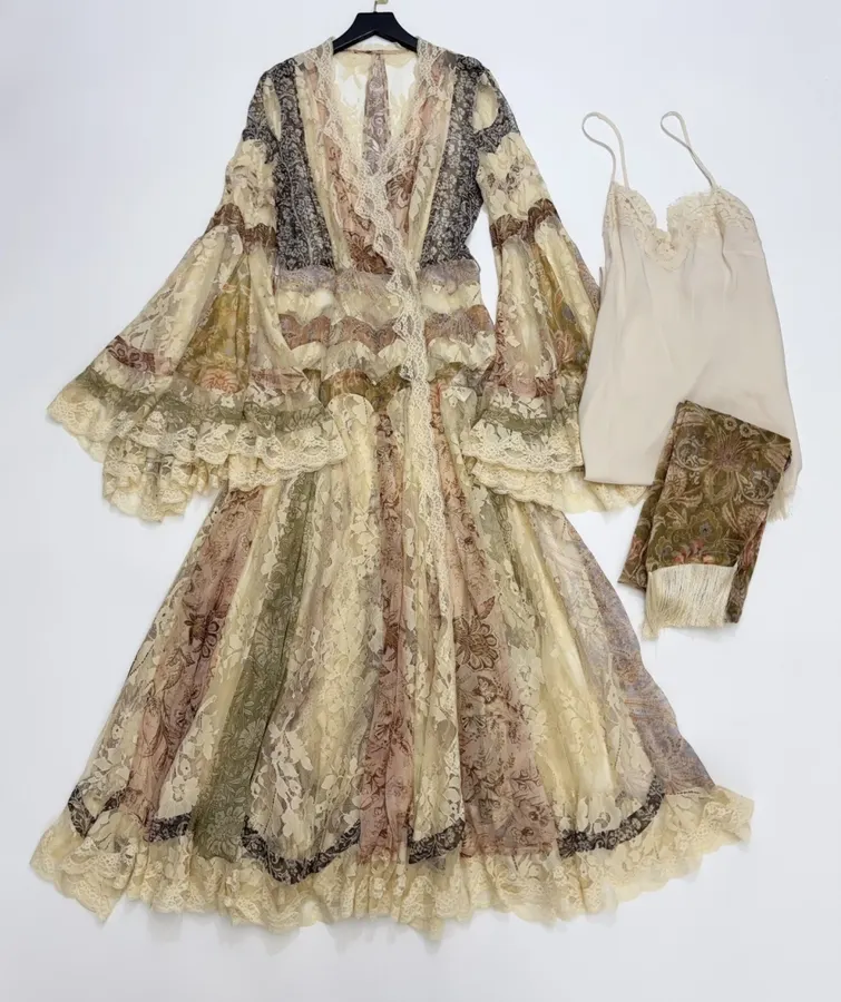 Beige Lace-Panel Vintage Print Maxi Dress in Beige, product view 01